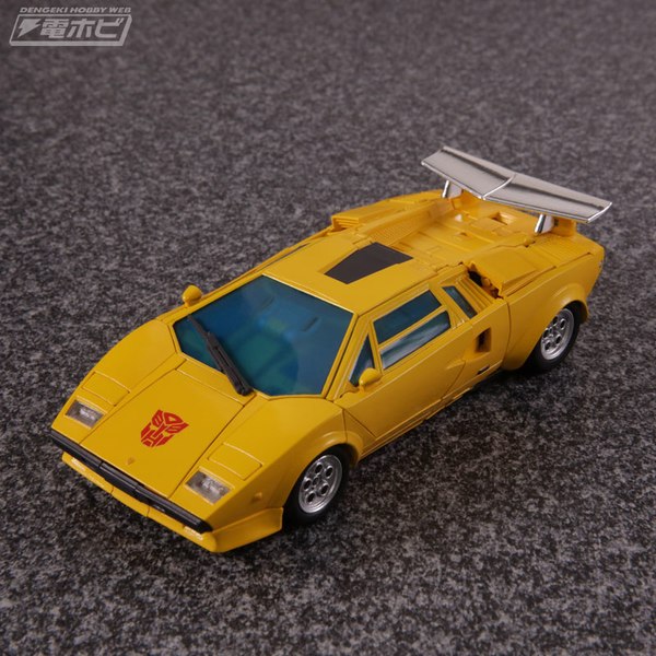 Masterpiece Sunstreaker MP 39 Stock Photo Glamour Shots 06 (6 of 16)